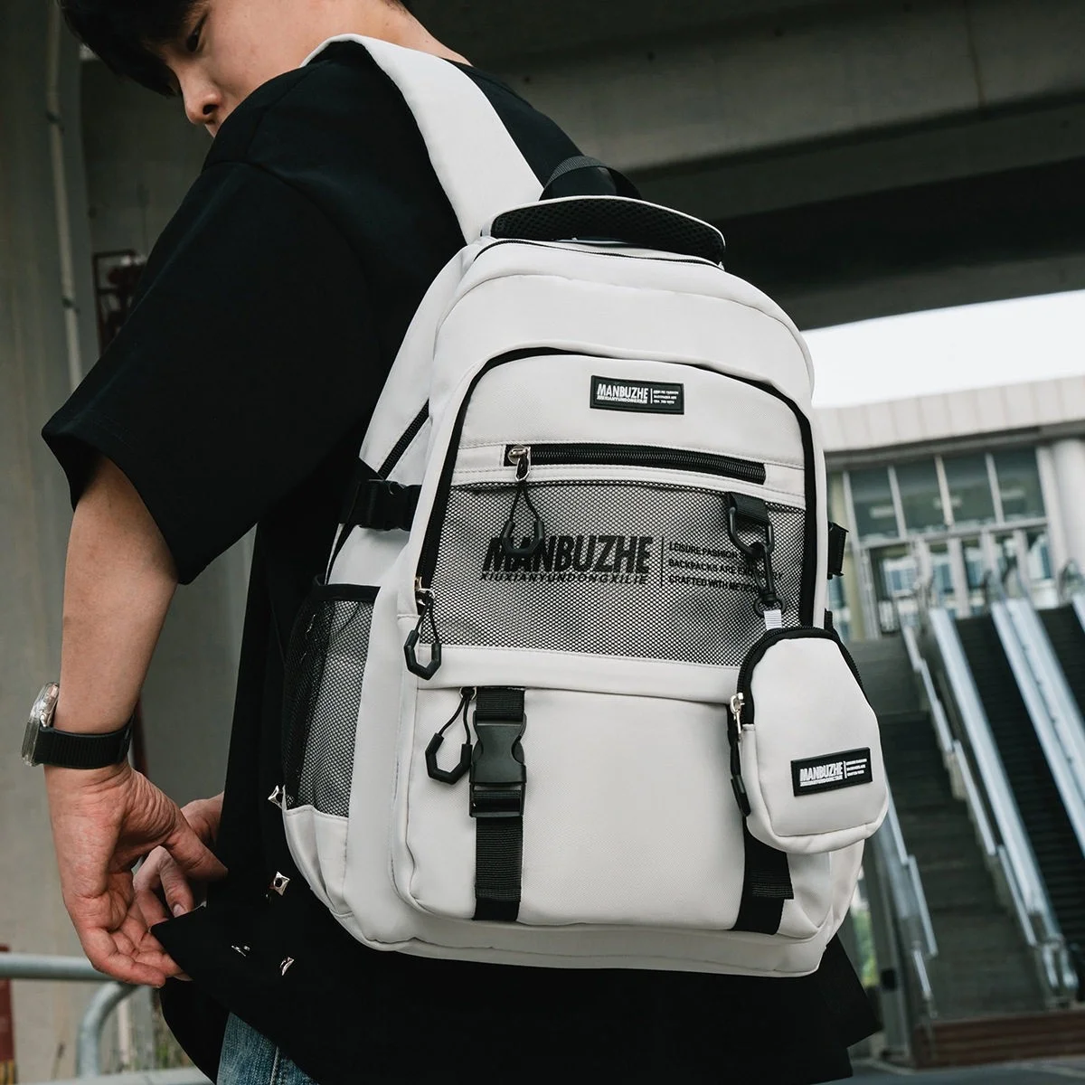 Trendy Large Capacity Backpack for Middle School Students Commuter Friendly Simple Fashion Double Shoulder Bag Lightweight
