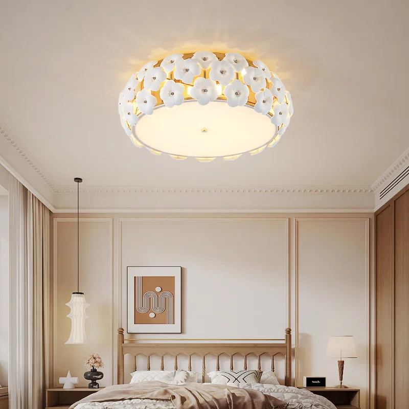 Modern Retro Style Ceiling Light Creative Petal Lampshade LED Lamps Living Room Interior Decoration Bedroom Lighting Fixtures