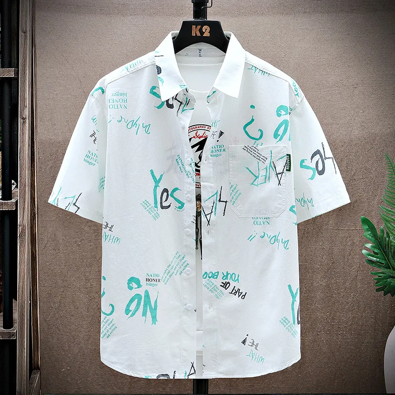 Camisa estampada com letras masculina, manga curta, camisa casual solta, streetwear social, roupa havaiana, moda verão, 2024