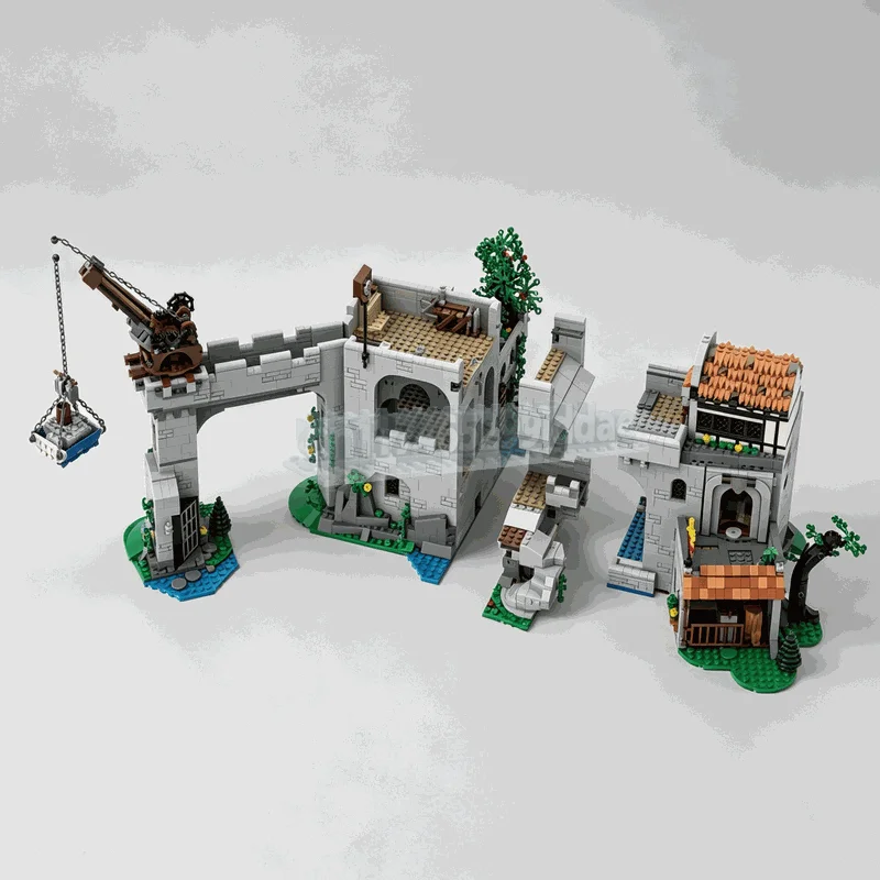 4515 Parts Medieval Waterfront Fortress Castle Model Custom Building Blocks DIY Assembly Ancient Scene Display Collection Gifts