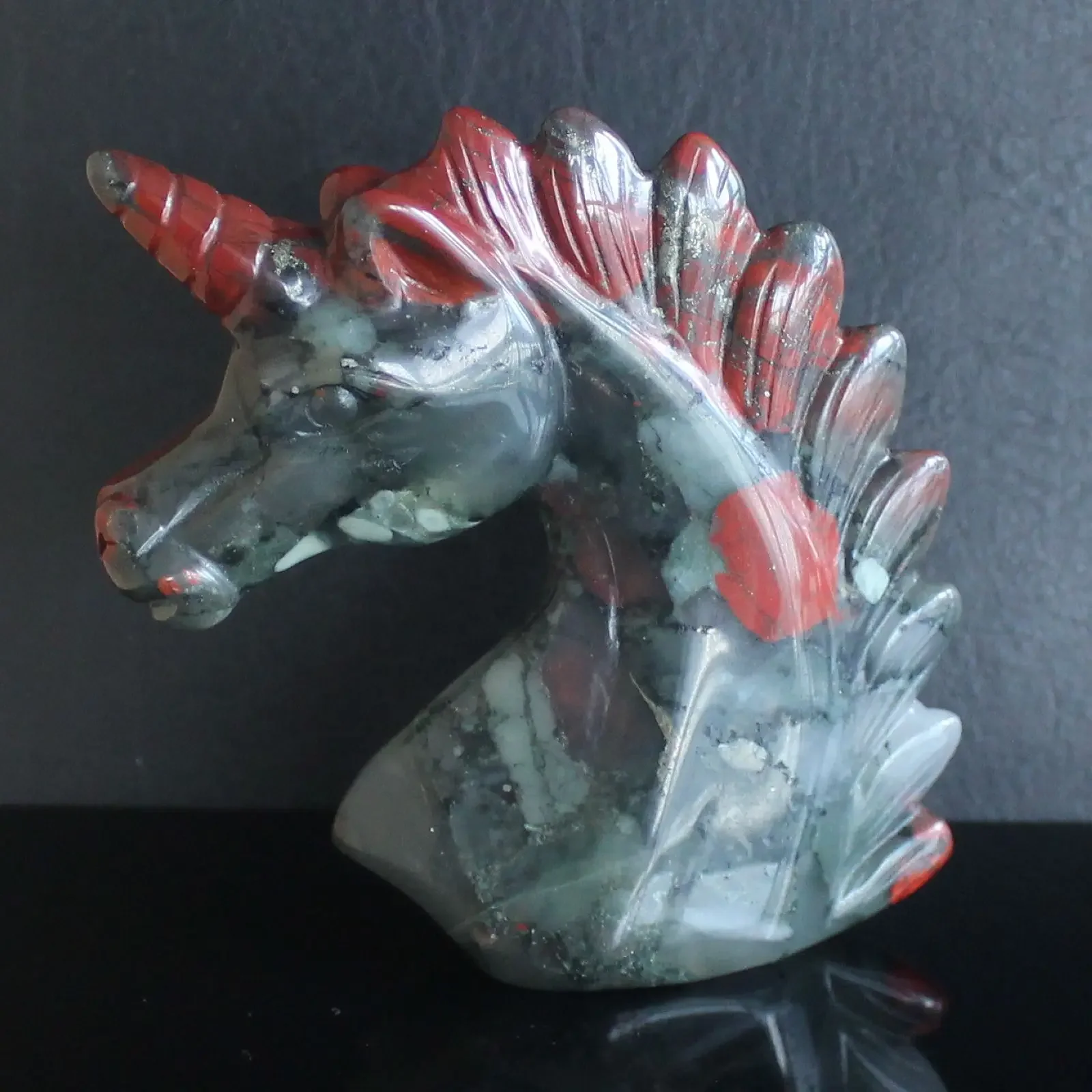 Crystal Blood stone Unicorn Figurine Carved Gemstone Crystal Skull statue Carving desktop sculpture ornament home decor