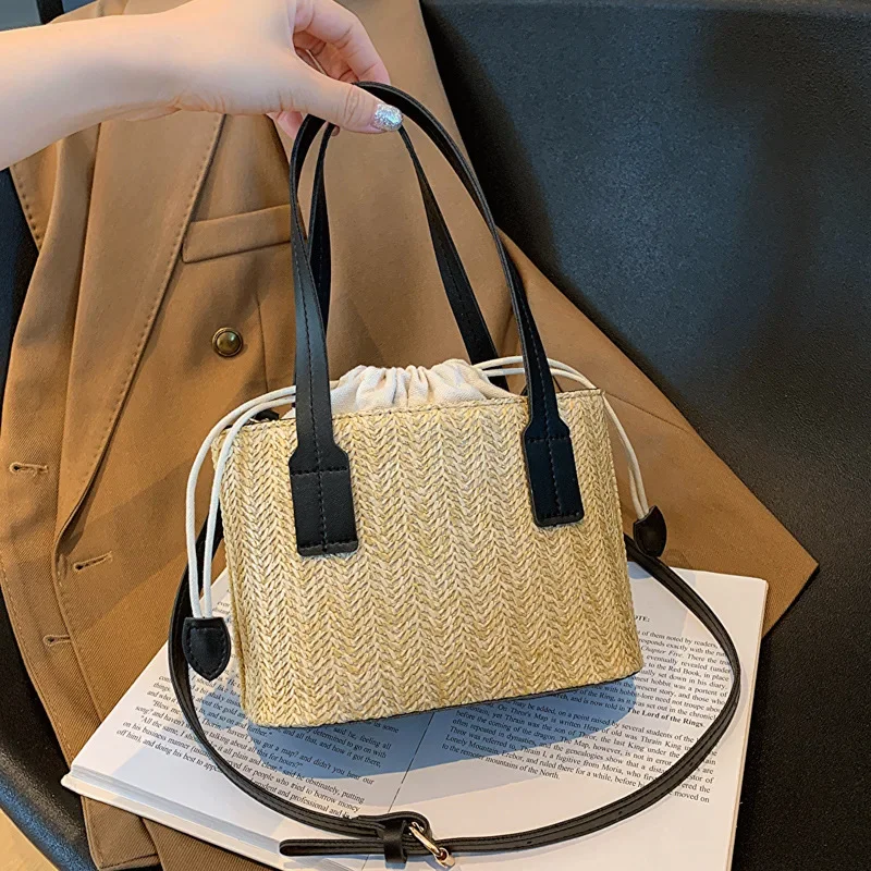 

Woven Fashionable Casual Travel Handbag, Large Capacity Simple Commuting Versatile Shoulder Bag, Women's Small Square Bags