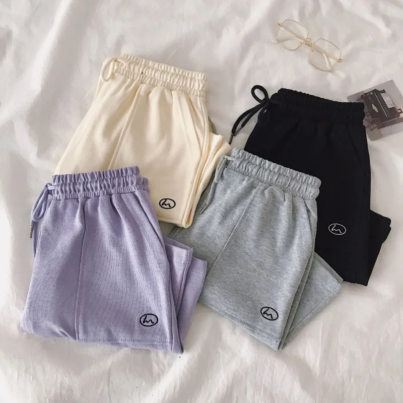 Pantalones cortos de calle para mujer, Shorts elásticos de cintura alta con bordado de pierna ancha, estilo Harajuku coreano para Fitness y verano