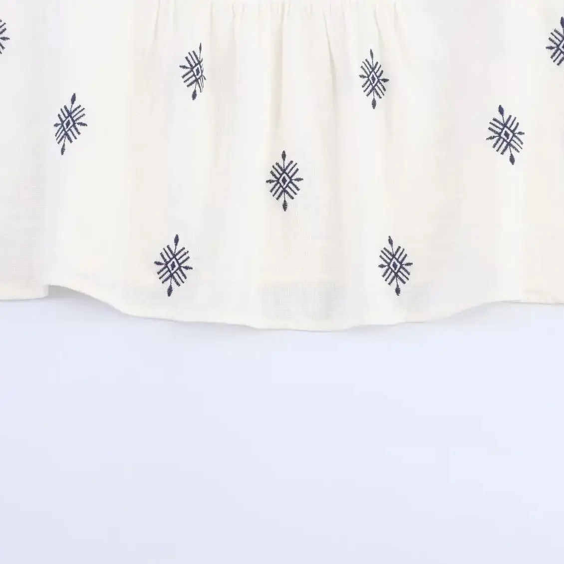 2025, FRAU Frauen Mode Europäischen und Amerikanischen Stil Herbst Neue Gestickte Hemd Chic Bogen Casual Top Blusen Mujer