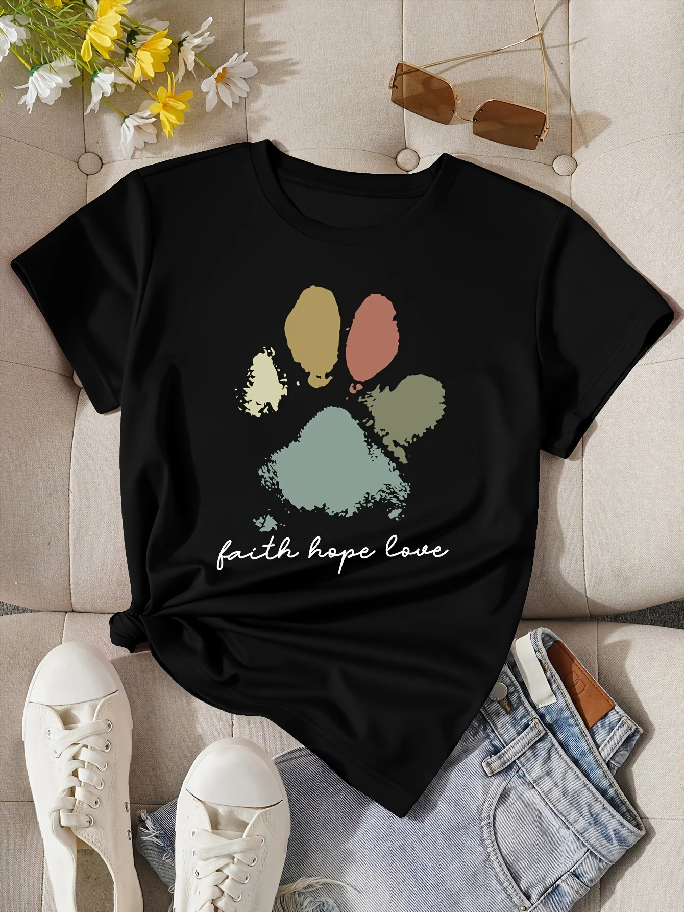 Faith Hope Love Paw Print Women's Tee Boho Pet Graphic Casual Dog Lover Tops Harajuku Retro 90s Cute Casual Y2k Women Clothes