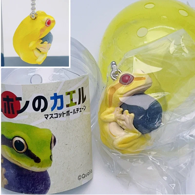 Qualia Gashapon Figure Anime Cute Rain Tree Frog Hug Ball Reptile Miniature Figurine Kawaii Keychain Gacha Capsule Toys Gift