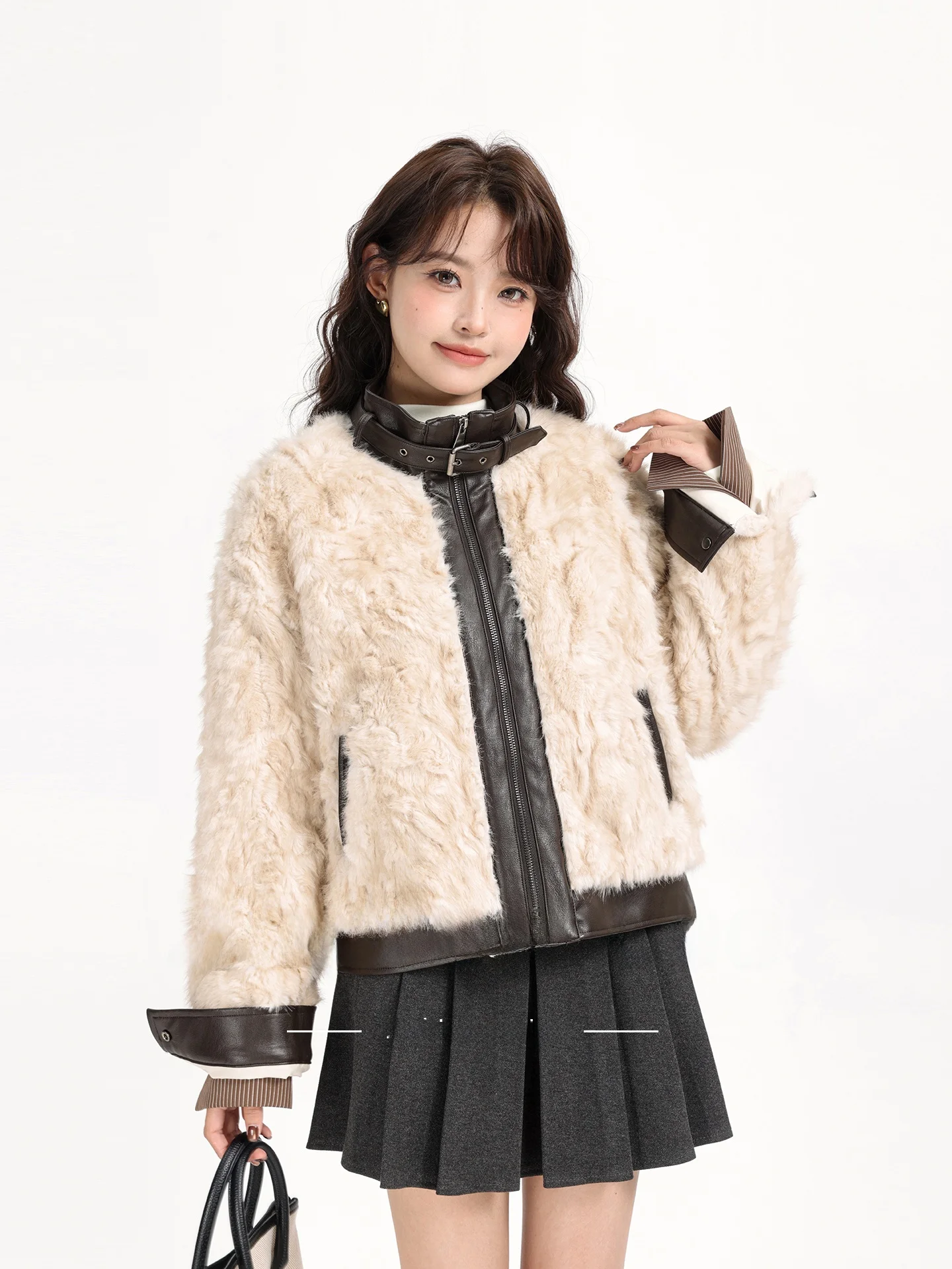 

Корейская женская утепленная зимняя куртка Slim Fit с эффектом двухслойности, воротником-стойкой и застежкой-молнией