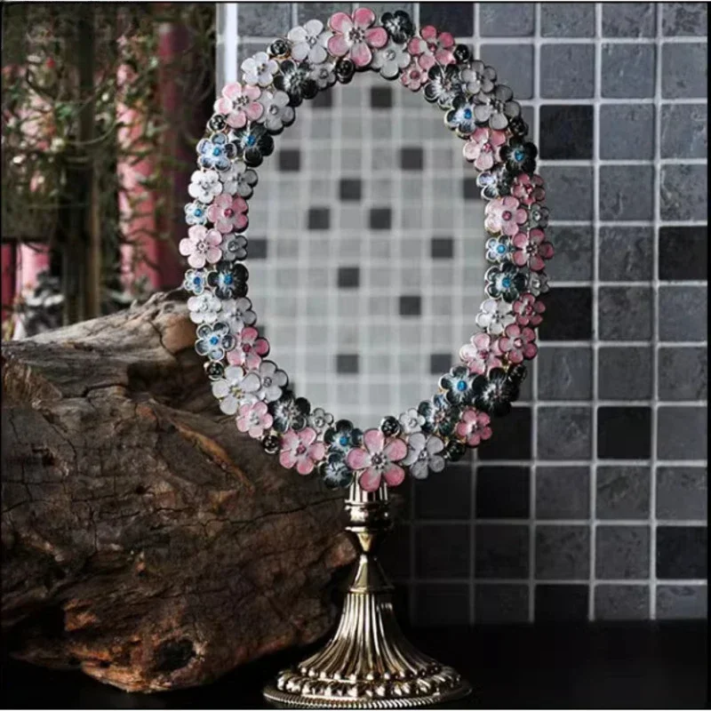 European Style Retro Makeup Mirror Metal Hand-painted Vanity Mirror Cute Desk Single Side Glass Exquisite Versatile Room Decor