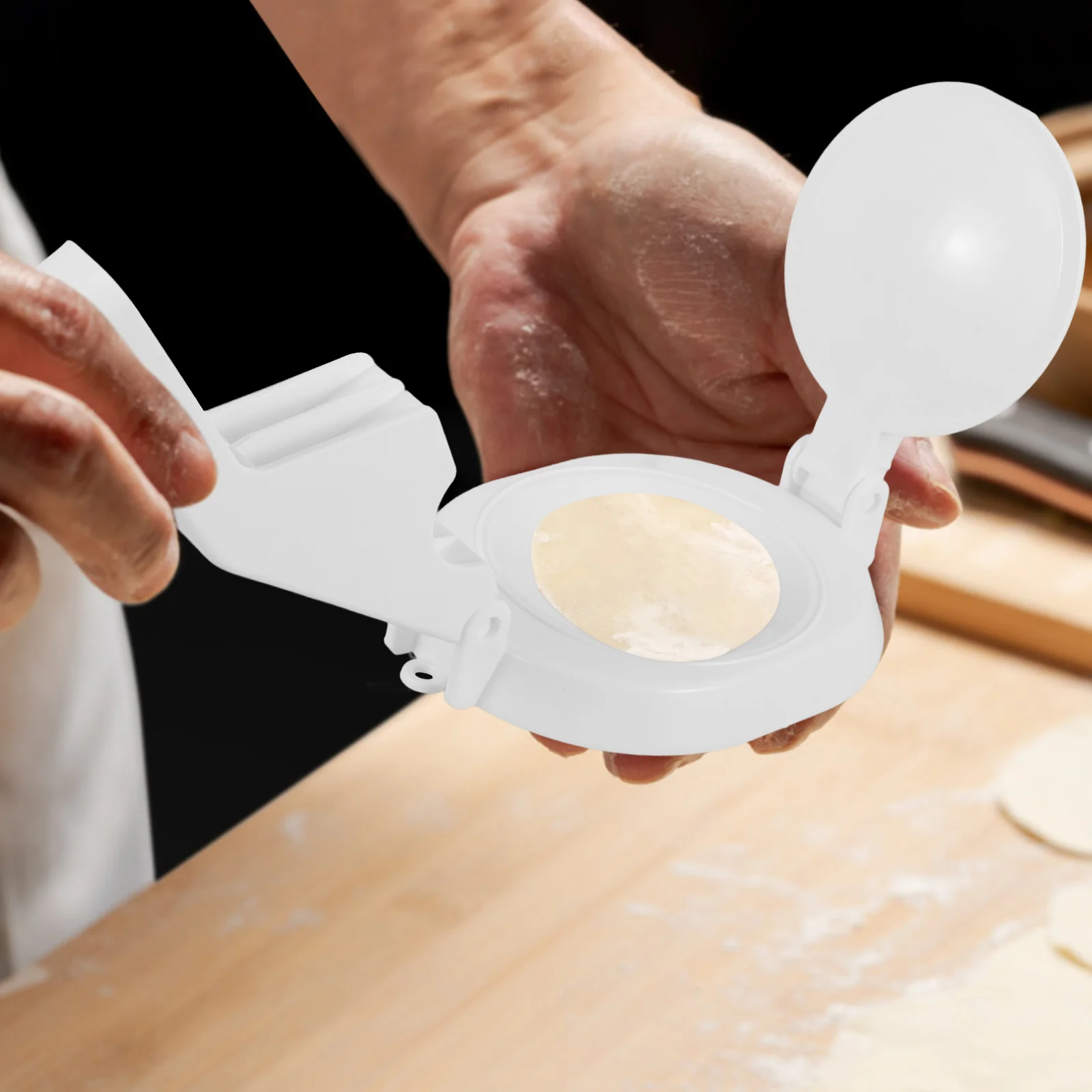 

Plastic Pressing Tool Dough Presser Dumpling Skin Maker Mold Kitchen Gadget For Dumpling Making Supplies Food Grade