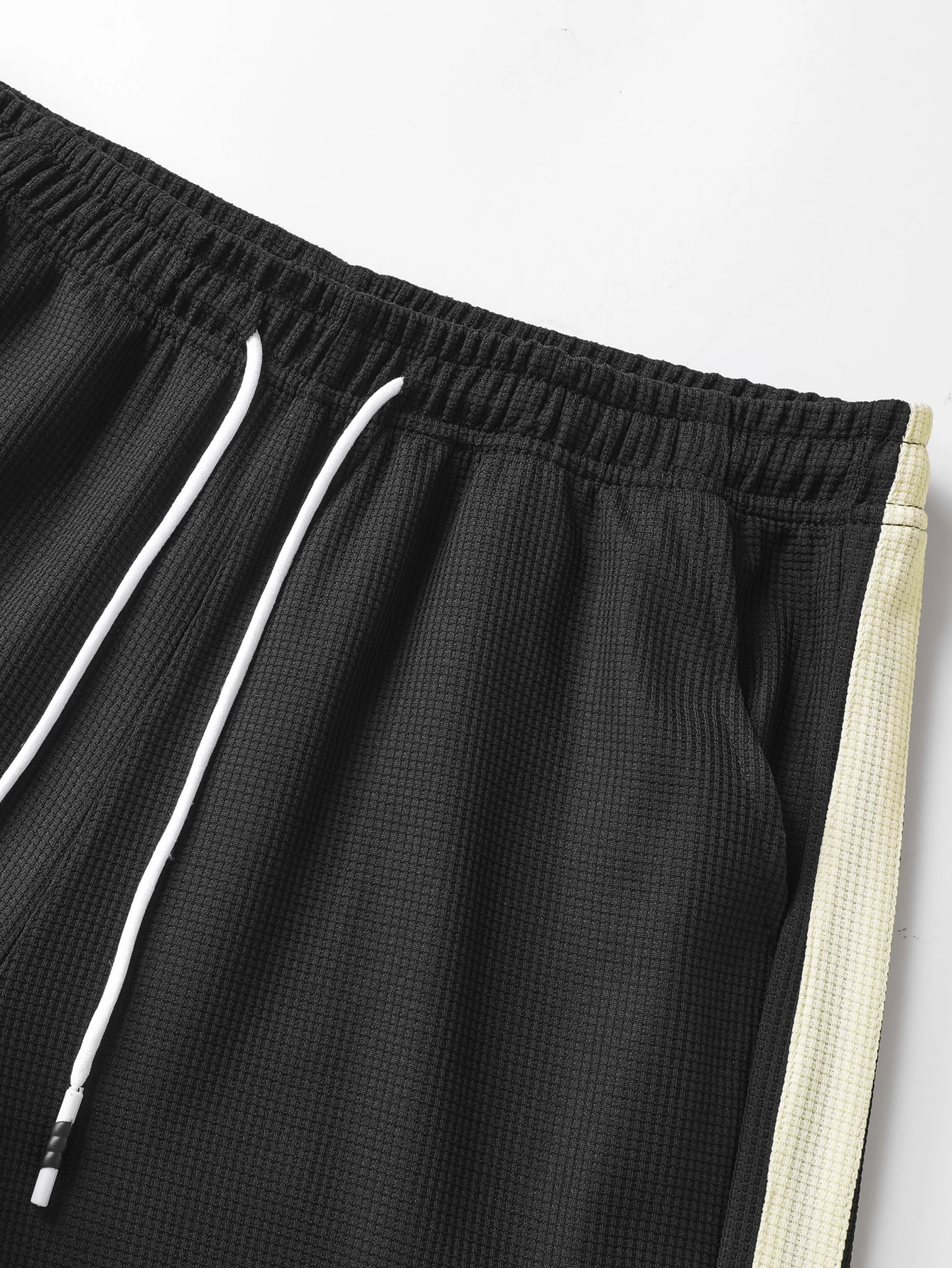 New Men's Shorts, Men's Casual Pants, Men's Beach Shorts, Men's Sports Shorts, New Fashion Textured Fabric, Breathable Pants, Suitable for Both Daily Casual Wear and Sports