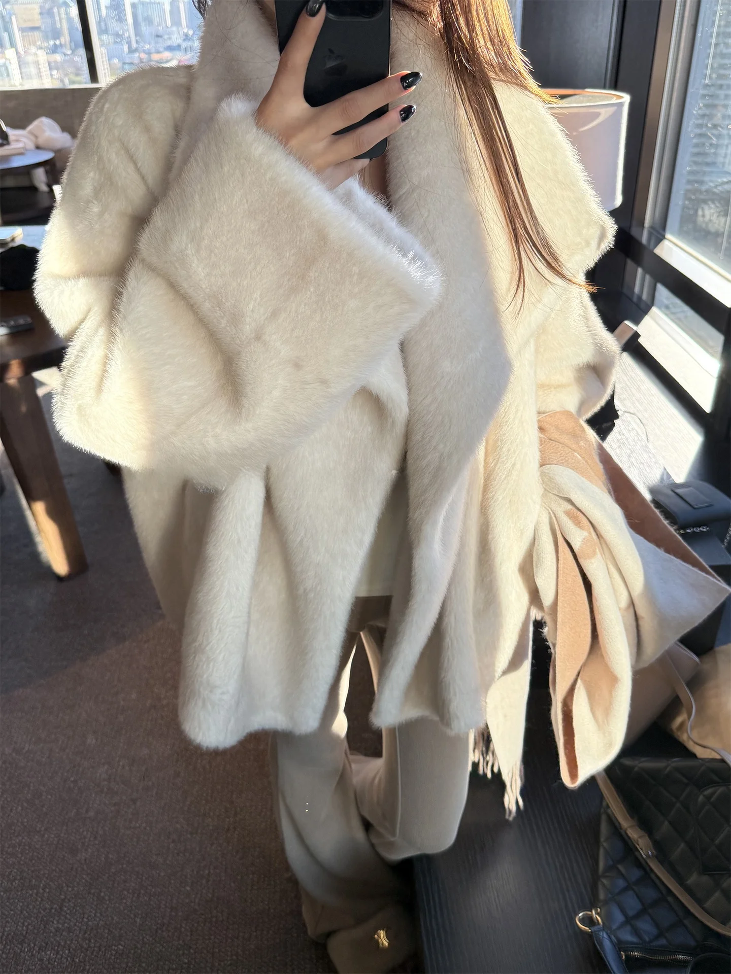 

YOLO OP Winter Casual Fur Collar Eco-friendly Outerwear Youth Women's Long Sve Loose Fit Mid-Length Leather And Fur Coat