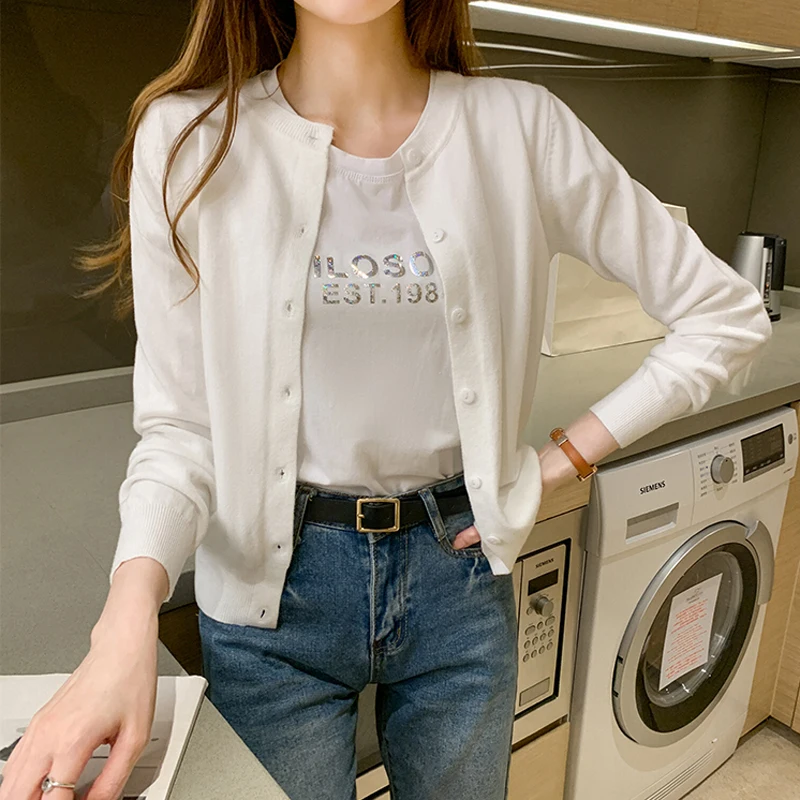 

Woman Solid Color Slim Korean Versatile Tops Women Knitted Cardigan Sweater 2025 Autumn O-Neck Casual Cardigans