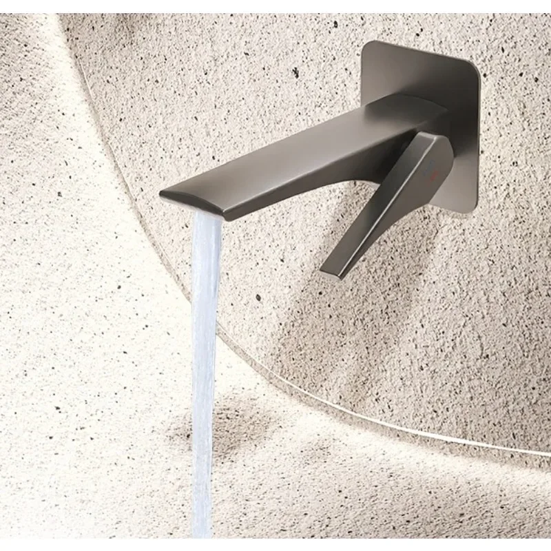 

Минимальный скрытый встроенный настенный смеситель для раковины