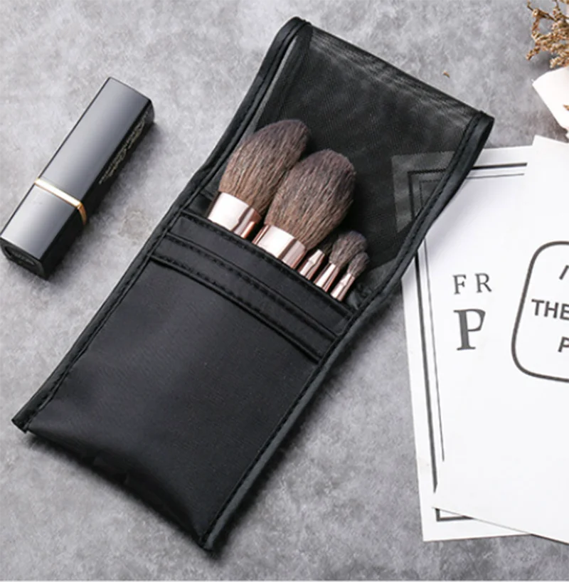 Set di pennelli per trucco in pelo di capra da 5 pezzi con borsa - Kit di pennelli cosmetici professionali portatili in legno naturale per fard per ombretto