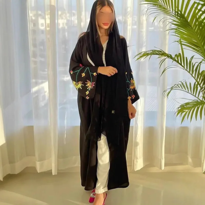 

Dubai Arabic Embroidered Floral Robe Fashionable Outerwear Abayas Women's Traditional Dresses And Abayas Muslim Woman Dress