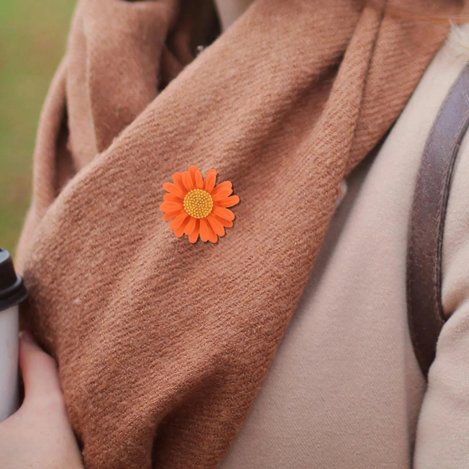 

2Pcs Enamel Sunflower Brooch for Women Vintage Plant-Shaped Lapel Pin Lightweight Secure Fit Corsage Jewelry Gift for Daily Wear