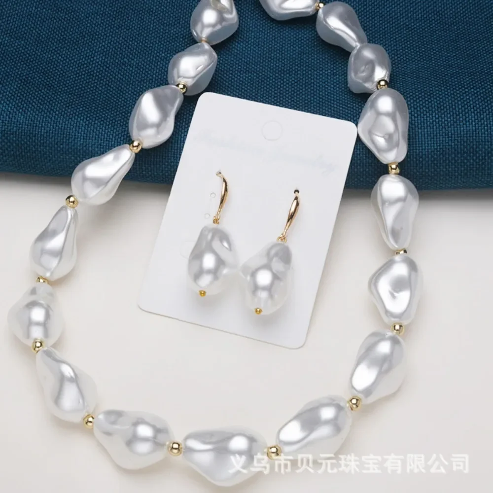 

Luxury Product Design Baroque Imitation Pearl Necklace for Women Retro Alien Girl Gift Clavicle Chain Jewelry Clothing Parts New