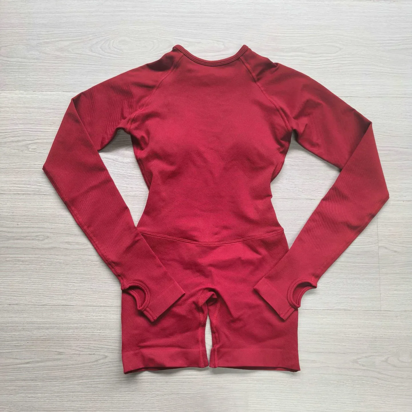Pericic Langarm-Einteiler Yoga-Bodysuit für Damen, Nahtloses Outfit-Set, Fitnesskleidung, Workout-Shorts, Jumpsuit, Rückenfreies Gym-Set – Detail 14