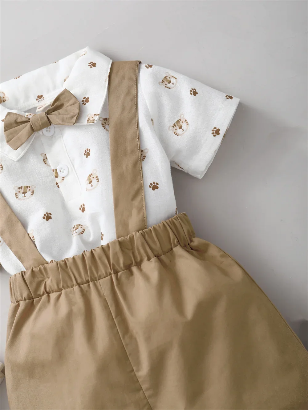 2PCS Infant Boy Clothes Set Tiger Print Short Sleeve with Bowtie+Strap Shorts Casual Wedding Party Suit for Toddler Boy 0-2Years