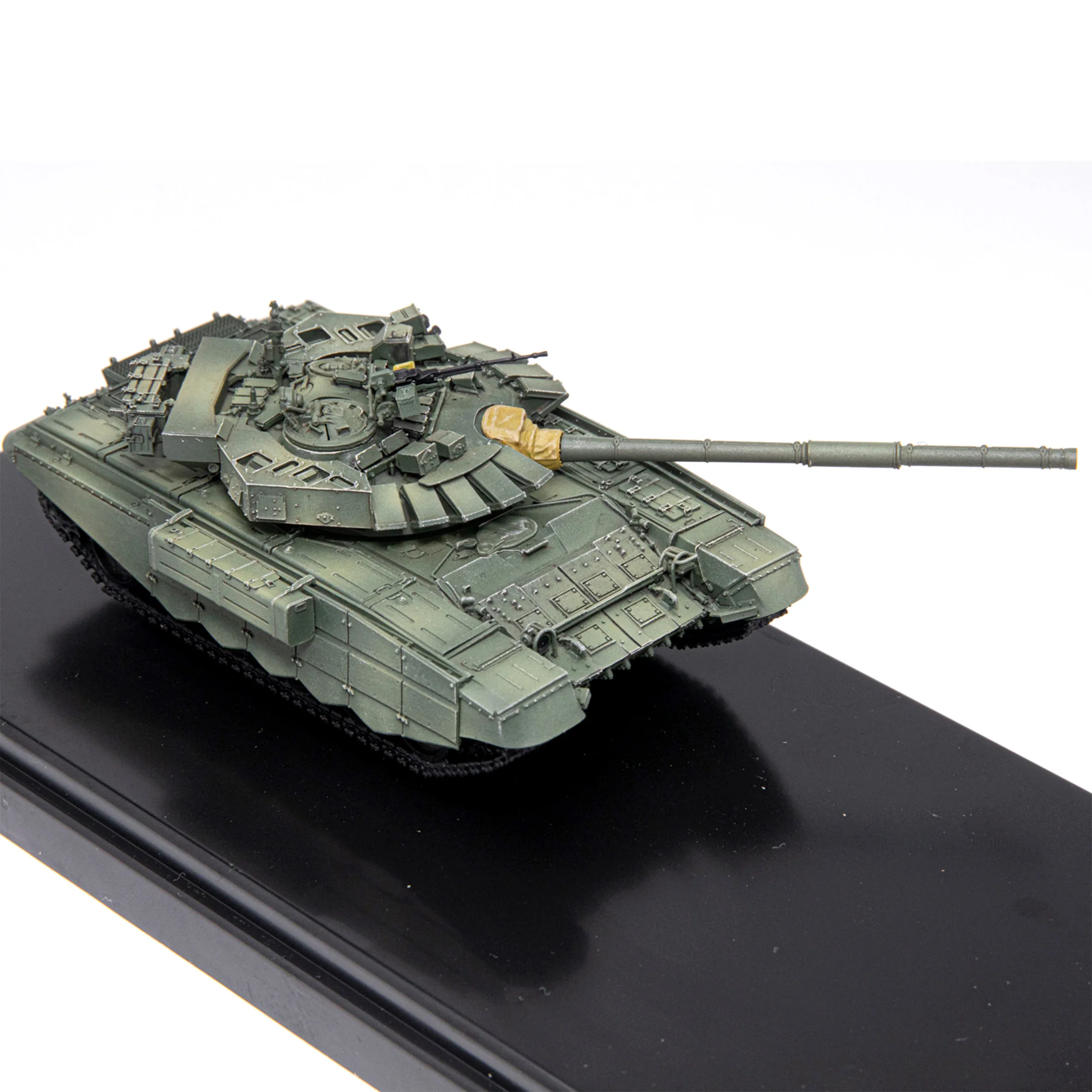 1: 72 5M 72154A T-72B3 Tank Model (Arena APS Active Defense System) Static Finished Product Model