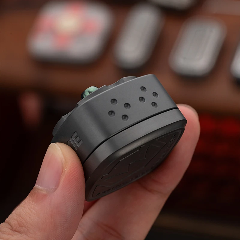 42.COSMO EDC フィジェット スライダー 生と死のゲーム 大人用抗