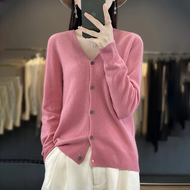 2024 autumn and winter new 100% pure wool loose plus size V-neck women\'s solid color long-sleeved fashion knitted cardigan sweat