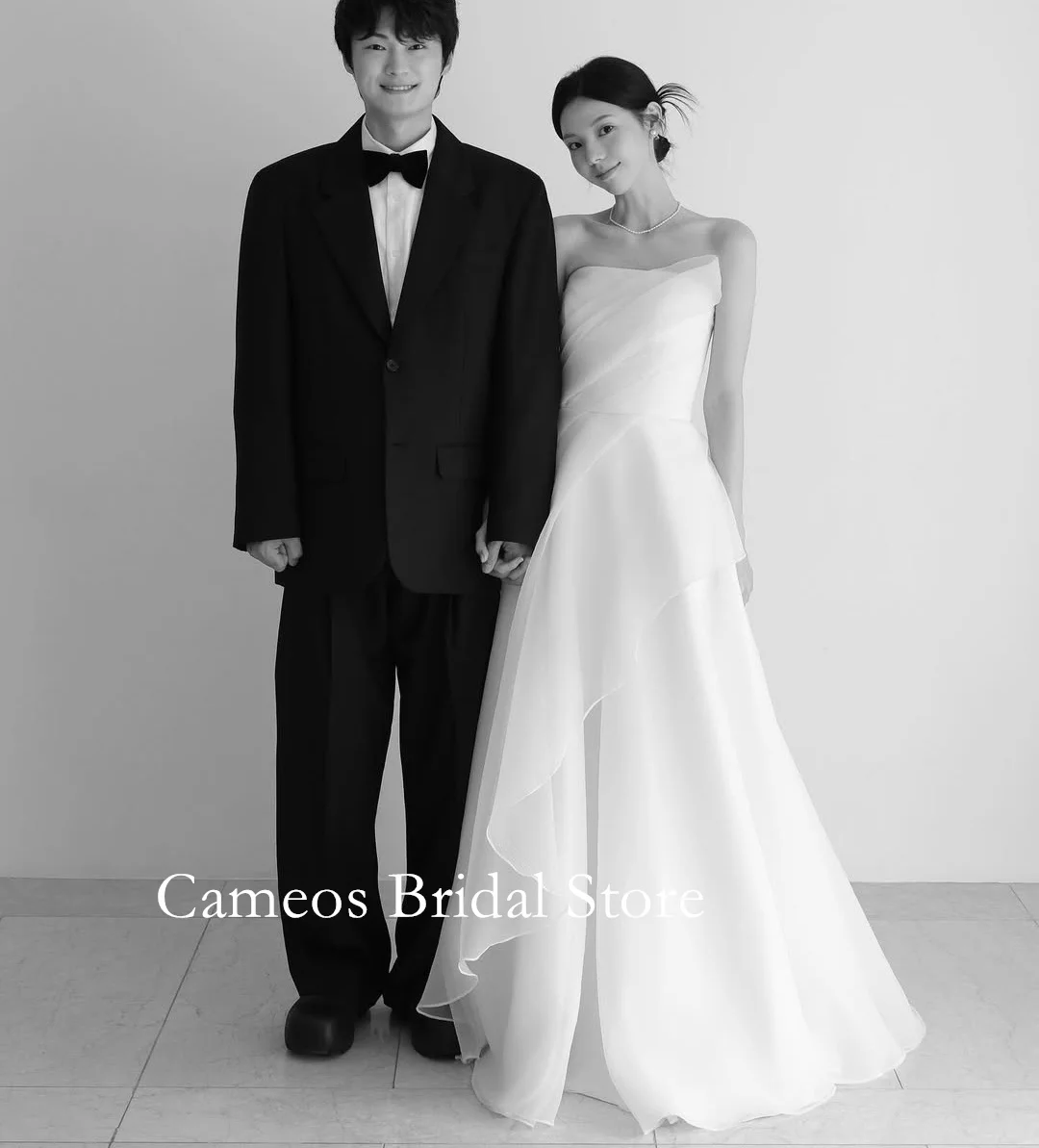 SONDR Customized Simple Wedding Dresses Sleeveless  Ivory Strapless Korea Organza A-Line  Brides Gowns Women Bridal Dresses