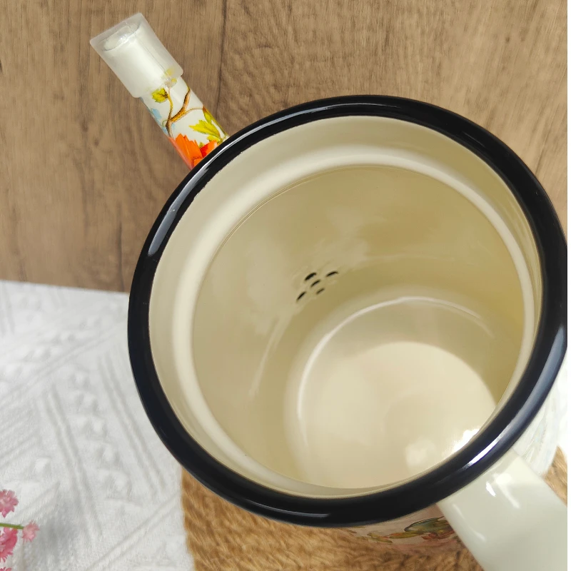 

Thiened Enamel Coffee Pot with Handle for Home Use in Kitchen Milk Tea Boiling Fine Mouth Pour over Resistant to High Tempe...