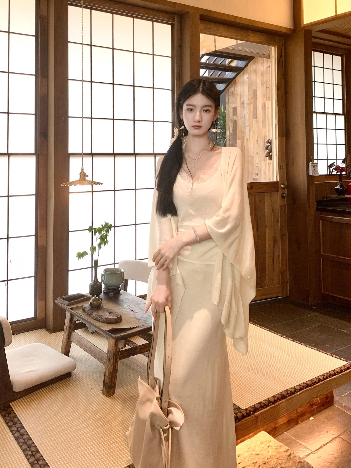 

WalkinDark Cherry Blossom Soft Fine Wool Lace Strap Half Skirt Shawl Belted Jacket in Two Colors Spring Fashion Set for Women