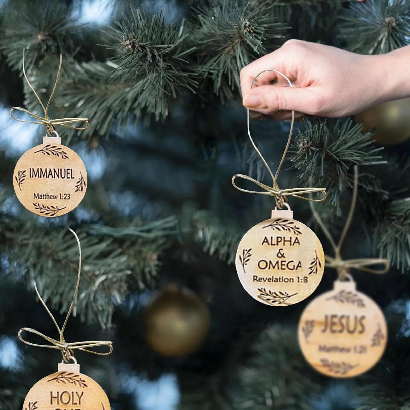 25pcs Jesus Christ Pendant Wood Nativity Ornament Christmas Tree Decoration Wooden Savior Name Hanging Ornaments Home Decor