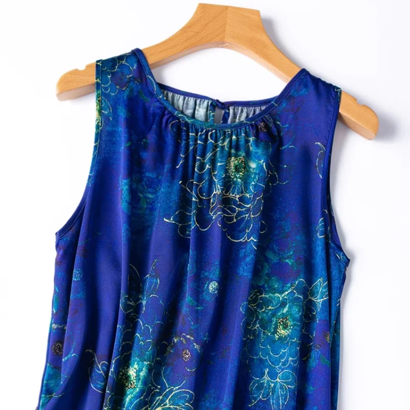 ชุดเดรสผ้าไหมมัลเบอร์รี่ 93% ผสมสแปนเด็กซ์ 7% ลดราคาช่วงซัมเมอร์ ผ้าซาตินยืดหยุ่น คอกลม แขนกุด ลายพิมพ์ กระโปรงยาว รุ่นใหม่ปี 2025