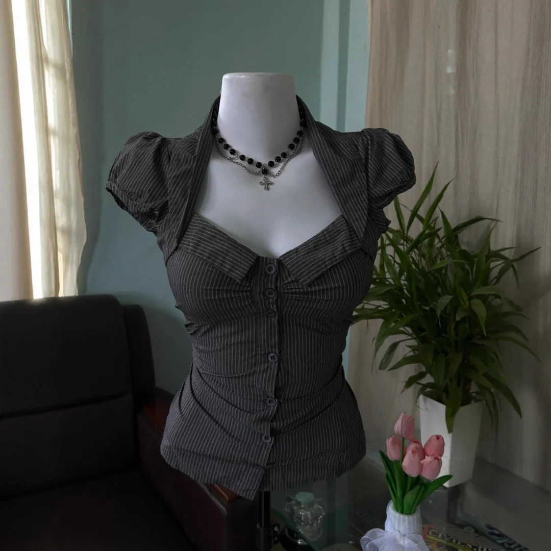 Vintage Ästhetische Slim-Fit Hemden Sommer Kurzarm Gothic-Stil Damen Oberteile Mode Coole Mädchen Harajuku Streetwear Kleidung