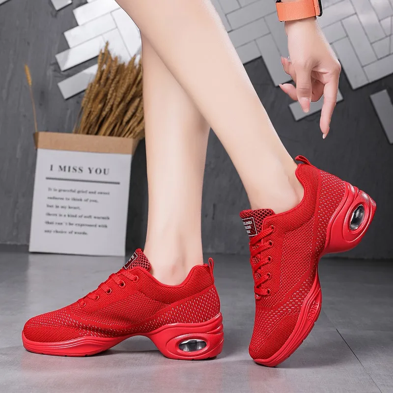 Dance Shoes Soft Sole Ventilation Shoes For Women Mesh Fitness Shoes Dancing Sports Shoes Zapatos Mujer Jazz Sneakers