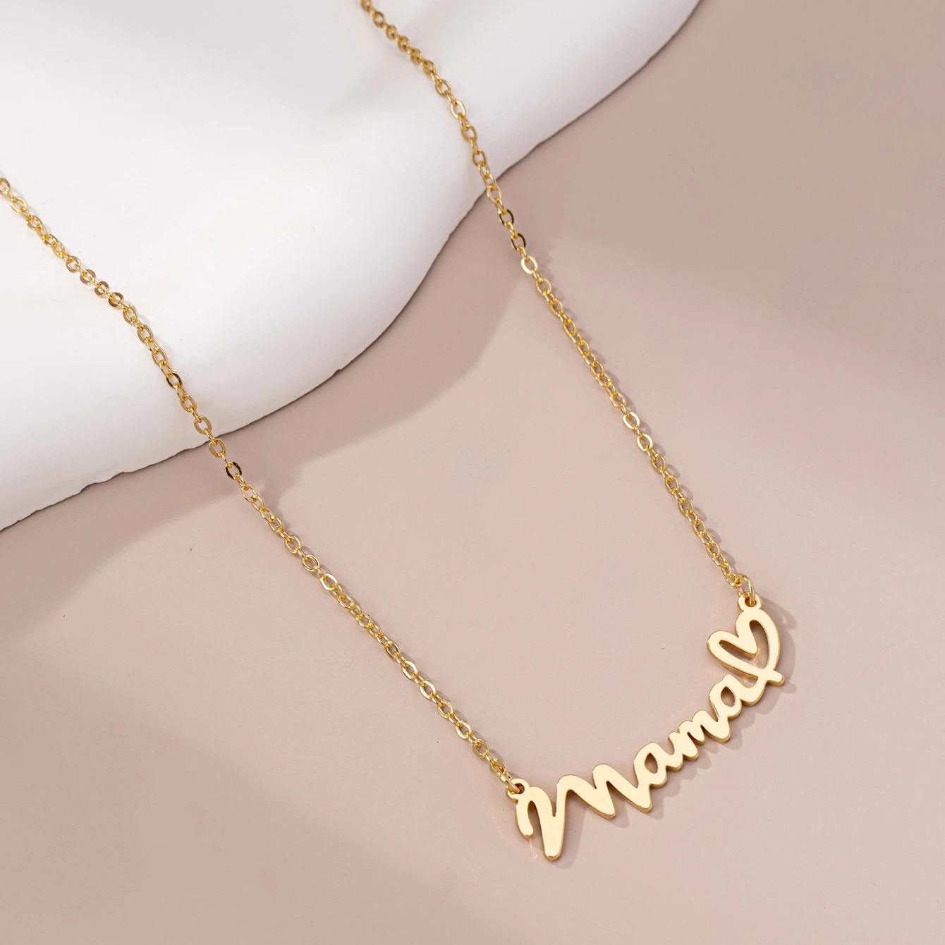One-Piece Fashionable Heart-Shaped Mama/Mom/Mother Pendant Necklace Mother's Day Jewelry Gift