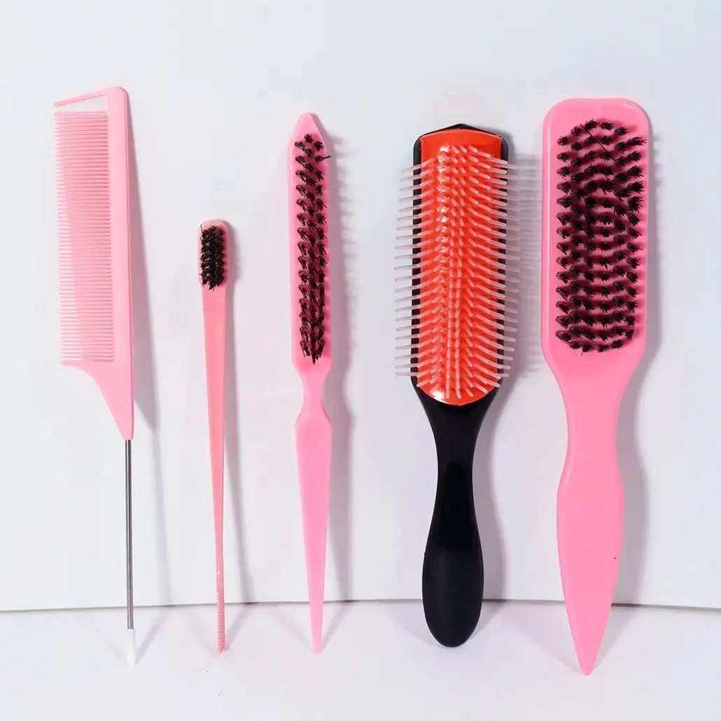 

Набор из 5 расчесок для укладки, предназначенный для распутывания, расчесывания и разглаживания волос, а также для укладки кончиков, специально для париков из натуральных волос.