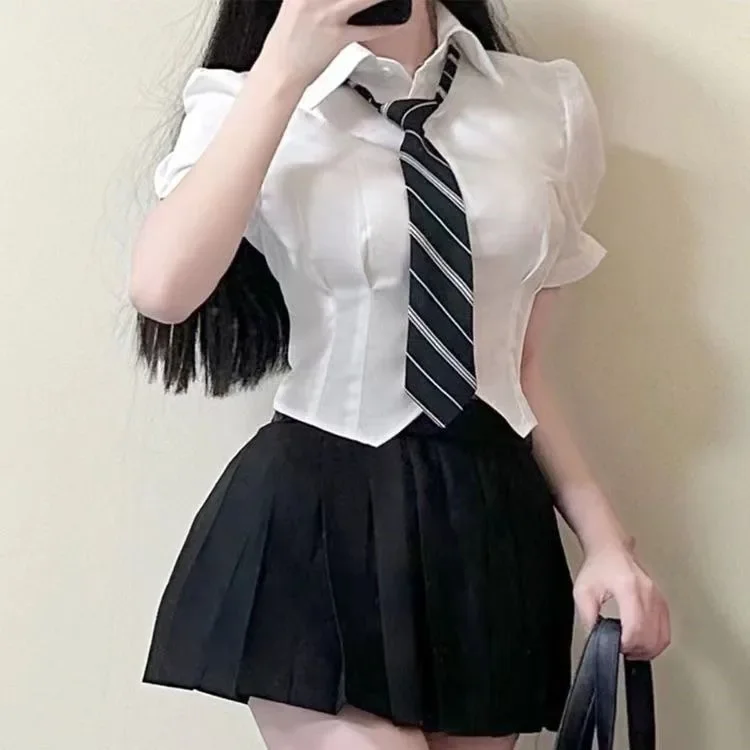 Zestaw 2-częściowy: Sukienka mini z bufiastymi rękawami, wyszczuplająca, nowość 2025, styl \"Spicy Girl\", czysta pożądanie, uniform JK, damski zestaw na lato.