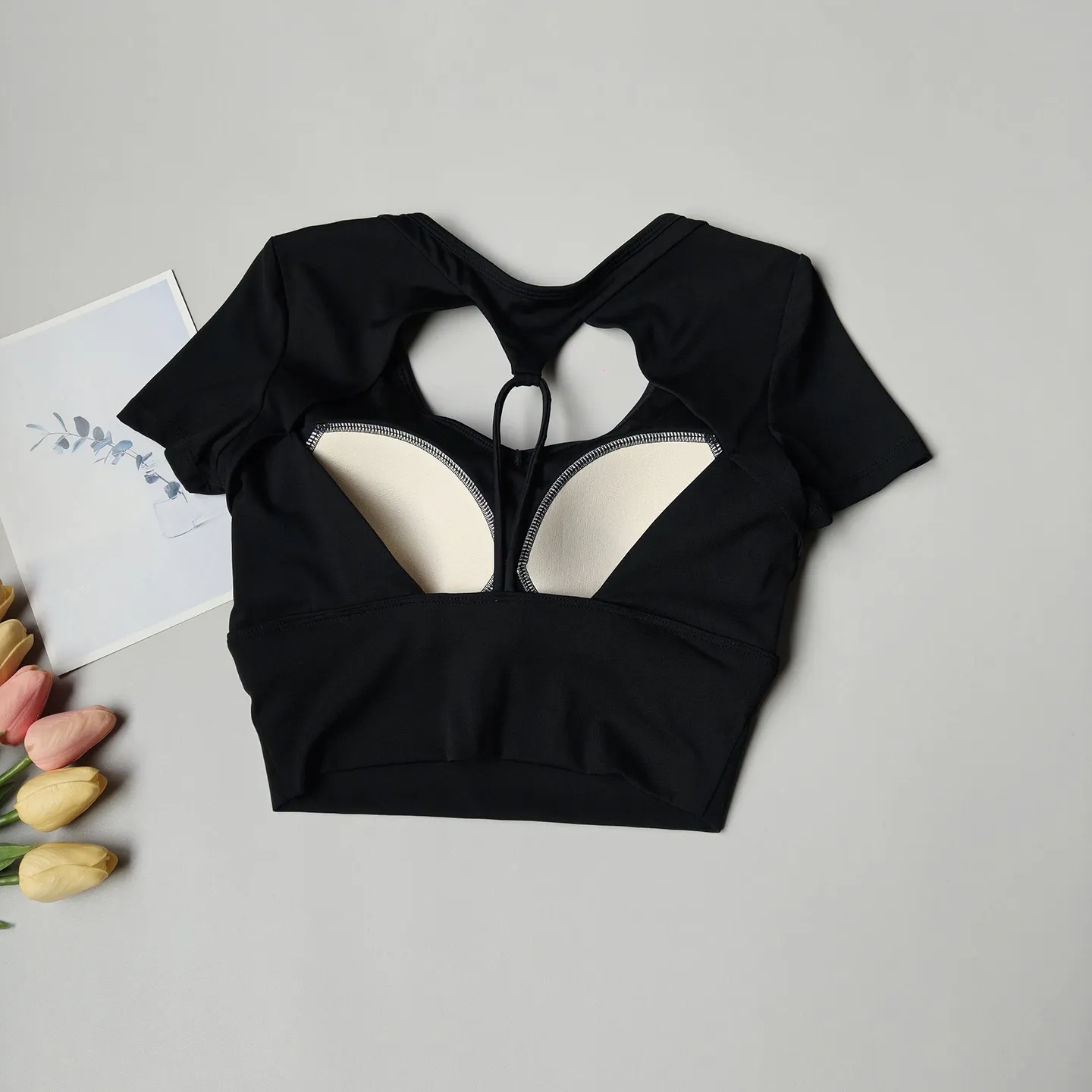 Damen Pilates-Trainings-Fitness-Brustpolster Yoga-Top Schnelltrocknend Atmungsaktiv Sport Kurzarm Hochwertiges Yoga-Shirt – Detail 4
