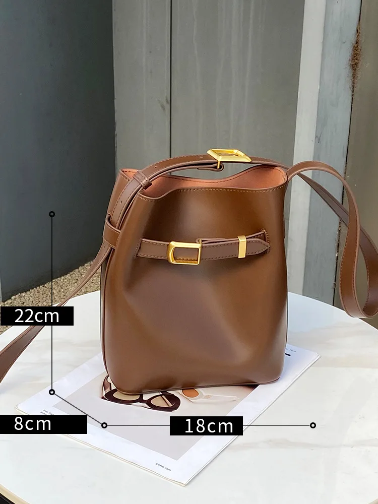 New Genuien Leather Women\'s Shoulder Bag Senior Sense Ducket Bag Vintage Cowhide All-in-one Bag Luxury Crossbody Bag