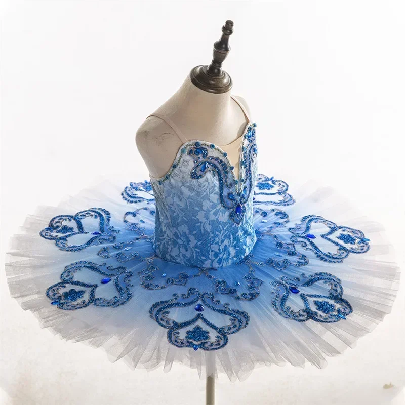 ชุดบัลเลต์เด็กผู้หญิง ดีไซน์เฉพาะตัว ขนาดและสีตามสั่ง สำหรับการแสดงเต้นรำ 7 ชั้น สีไล่ระดับแบบออมเบร สีฟ้า สำหรับเด็กก่อนเริ่มต้นฝึกซ้อมระดับมืออาชีพ