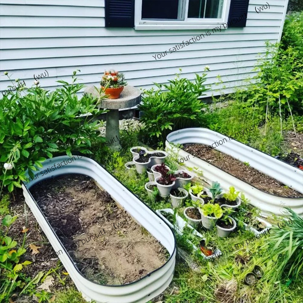 

Oval garden bed, planting fence