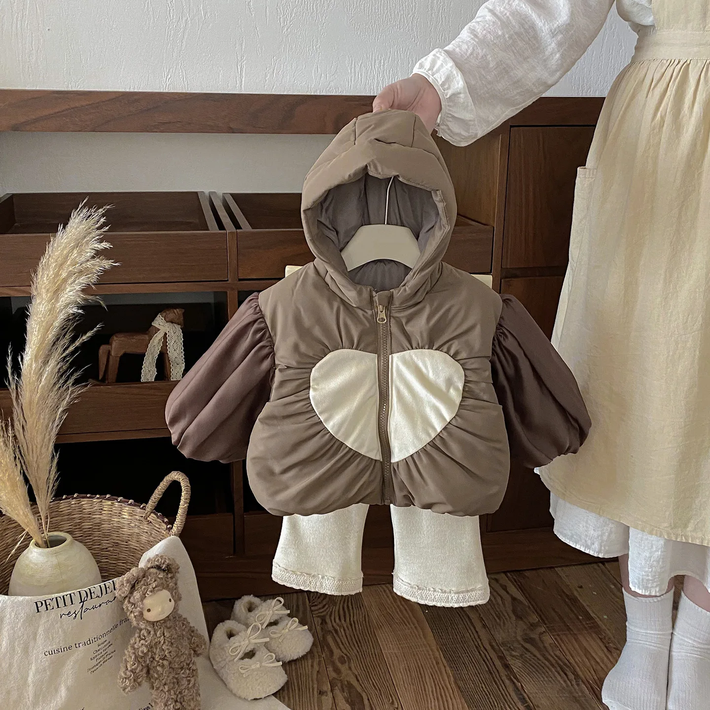 

Kids Baby Girls Winter Parkas 2025 Hooded Thicken Warm Toddler Girls Outerwear Coat Casual Love Printed Newborn Girls Jacket