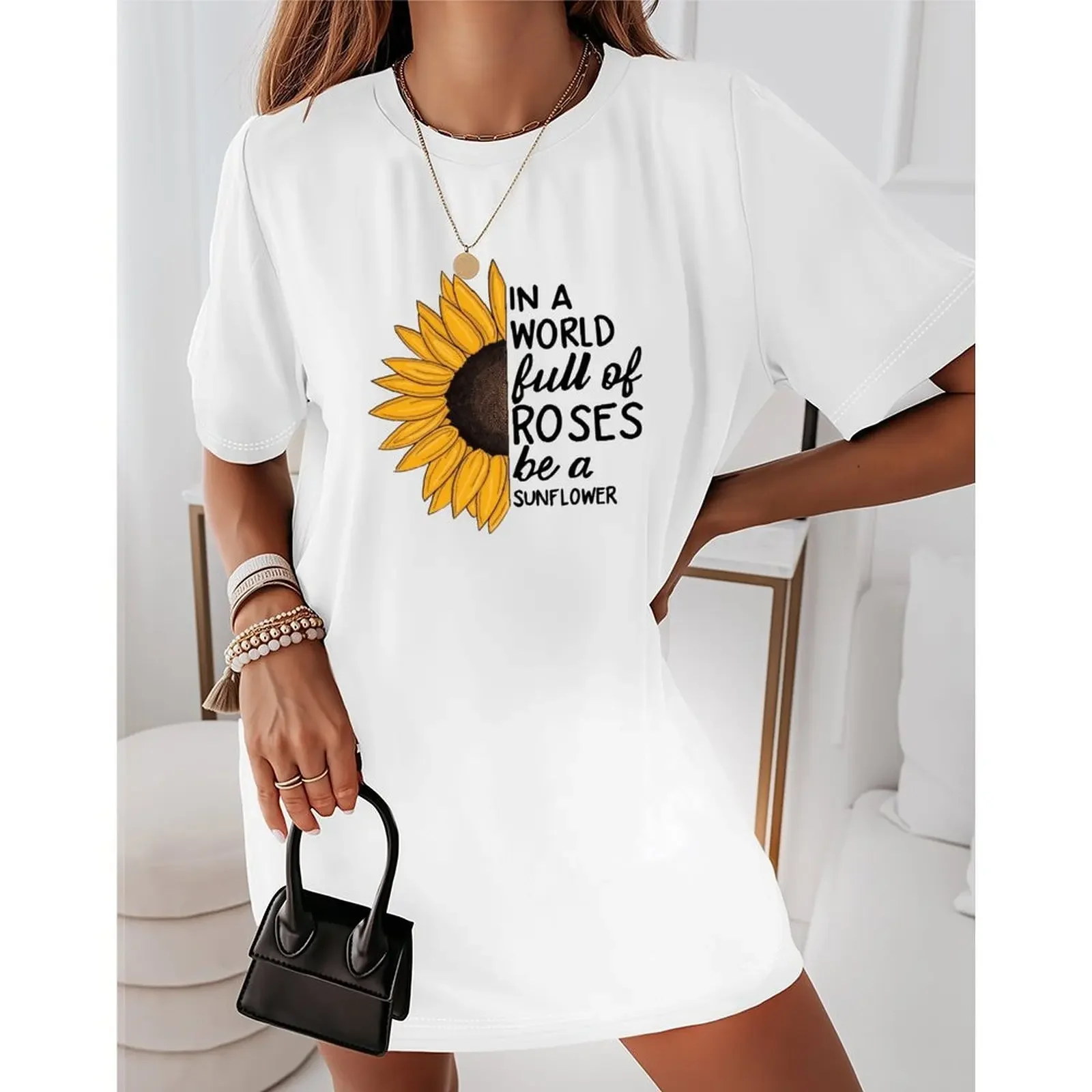 

2025 T Shirts Woman Elegant Crew Neck Short Sleeve Fashionable Girls Casual Floral Sunflower Print Oversized T-Shirts