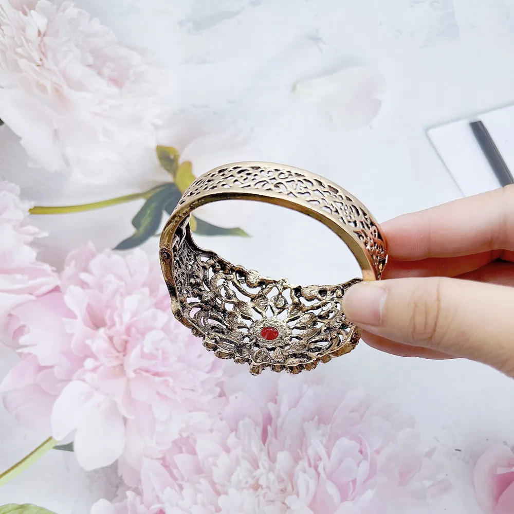 Neovisson Exquisite Indian Turkish Bangle For Women Antique Gold Color Crystal Bohemia Wedding Jewelry Bride Gift 2022