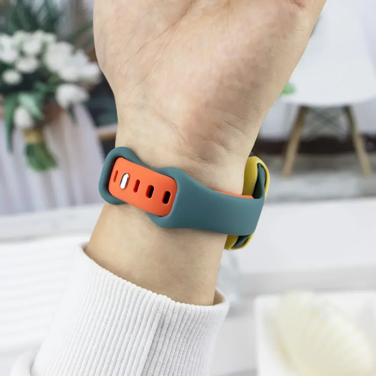 Soft Silicone Loop for Apple Watch Band 40/44mm 41/45mm 49Ultra Slim Rubber Strap case for Iwatch  9SE 8 7 654321 38/42mm Correa image 4