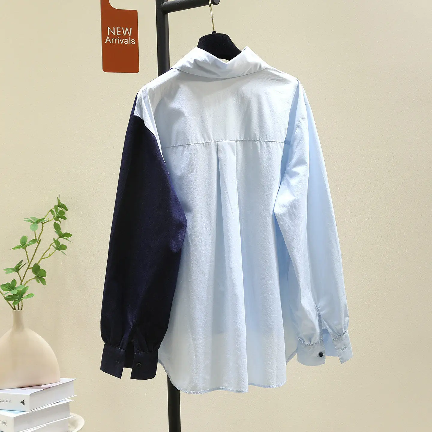 

Синий свободный топ с длинными рукавами SuperAen, новинка весенней коллекции, асимметричный, в стиле пэчворк, повседневный, модный, на одной пуговице.