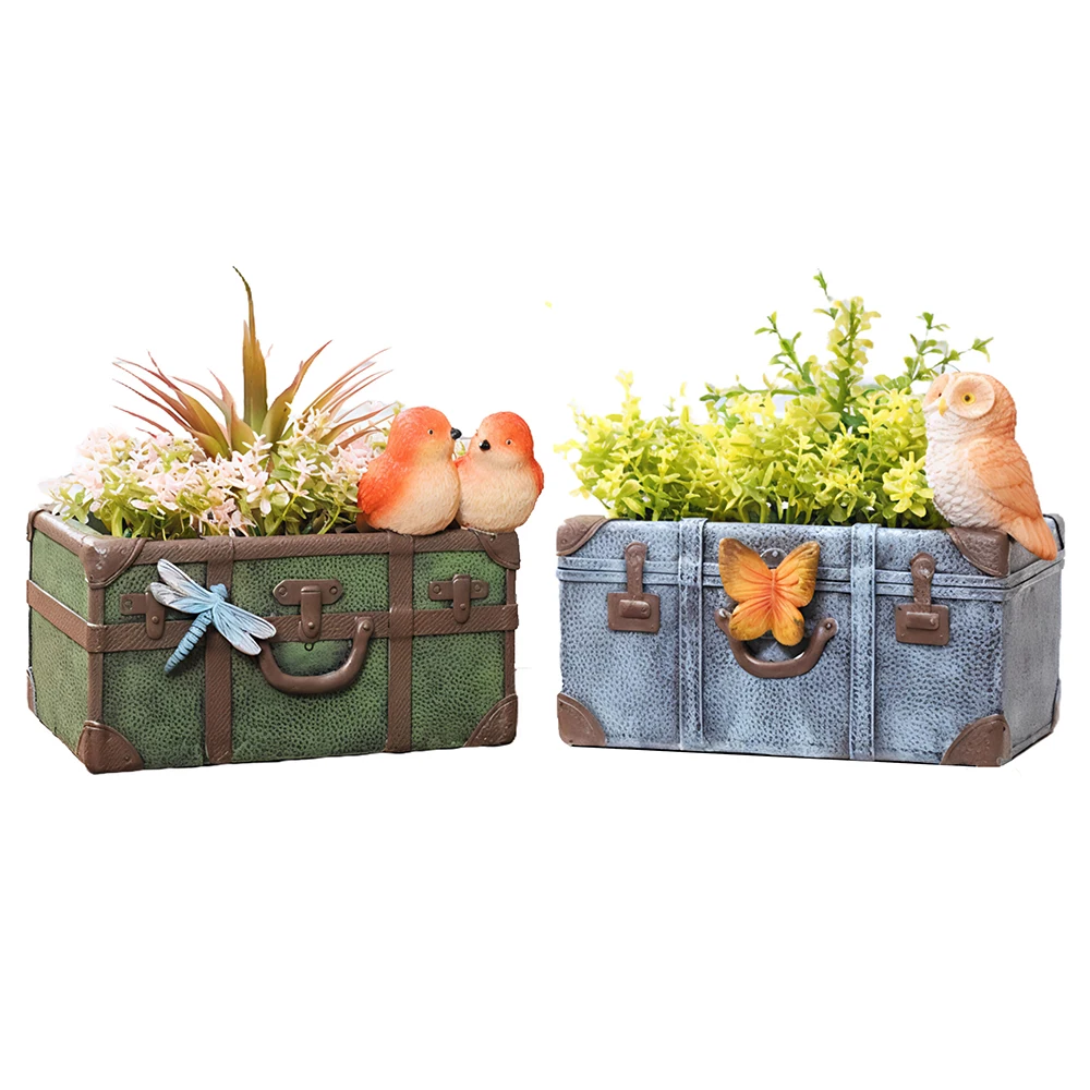 

Vintage Luggage Resin Succulent Planter - Retro Style Flower Pot with Drainage Holes for Indoor Plants & Home Garden Decor