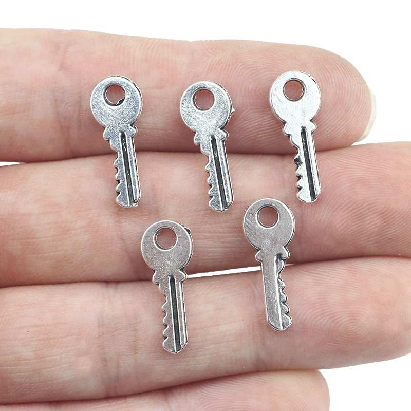 30pcs/lot 8*19mm Small Key Charm Antique Silver Color Allloy Key Pendant For DIY Keychain  Bracelet Jewelry Making