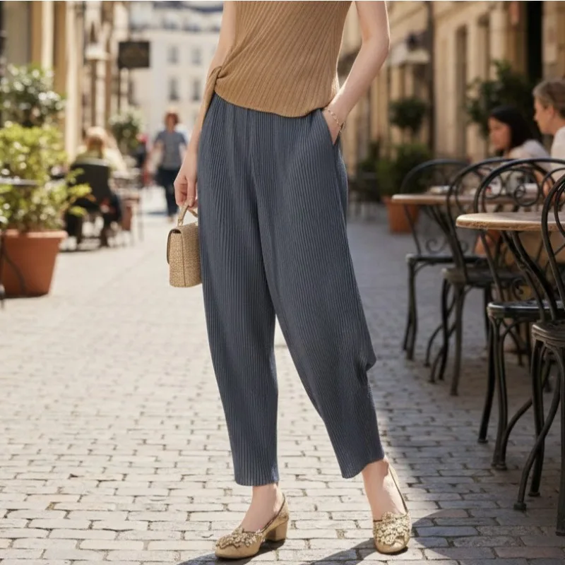 

Miyake Pleated Pants Fold 2026 New Spring and Summer Thin Plisse Nine Granny Trousers Loose Plus Size Radish Haren Pants Women