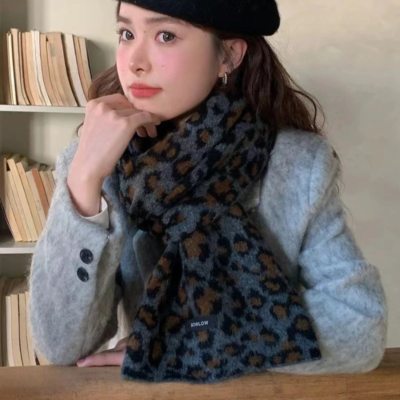 New Fashion Luxury Designer Winter Leopard Print Scarf Women Keep Warm Thickened  Imitation Cashmere Lady High Quality Wrap