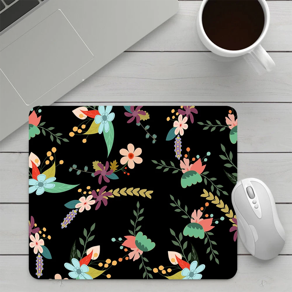 Vintage Floral Pattern Small Gaming Mouse Pad Computer Mousepad PC Gamer Mouse Mat Laptop Office Mausepad Keyboard Mat Desk Pad